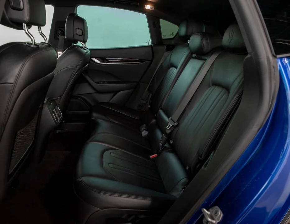 2023 Maserati Levante Modena - Image 6 of 19