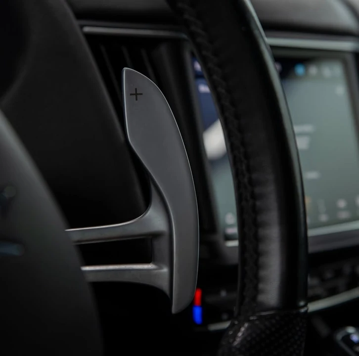 2023 Maserati Levante Modena - Image 16 of 19