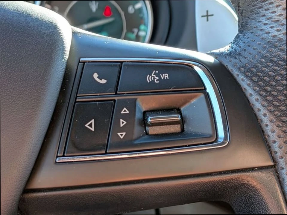 2023 Maserati Levante Modena - Image 15 of 16