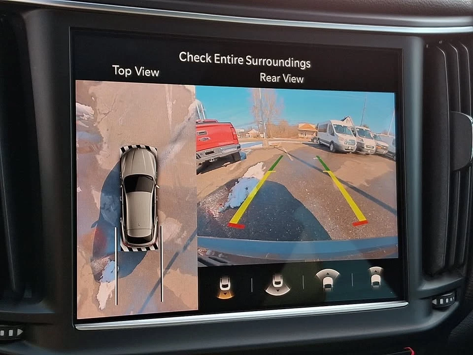 2023 Maserati Levante Modena - Image 18 of 20