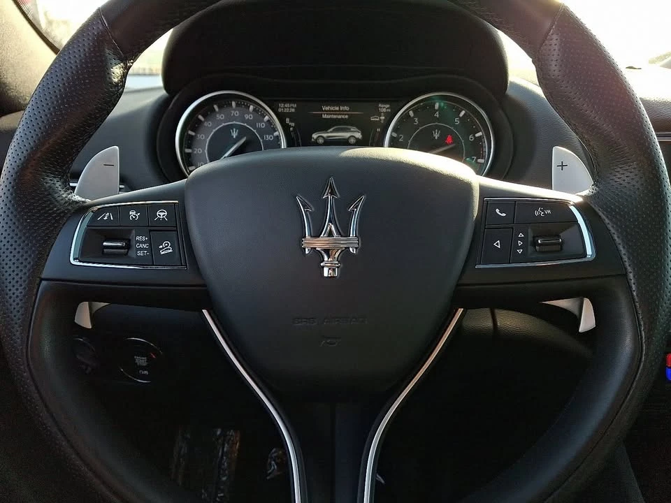 2023 Maserati Levante Modena - Image 19 of 20