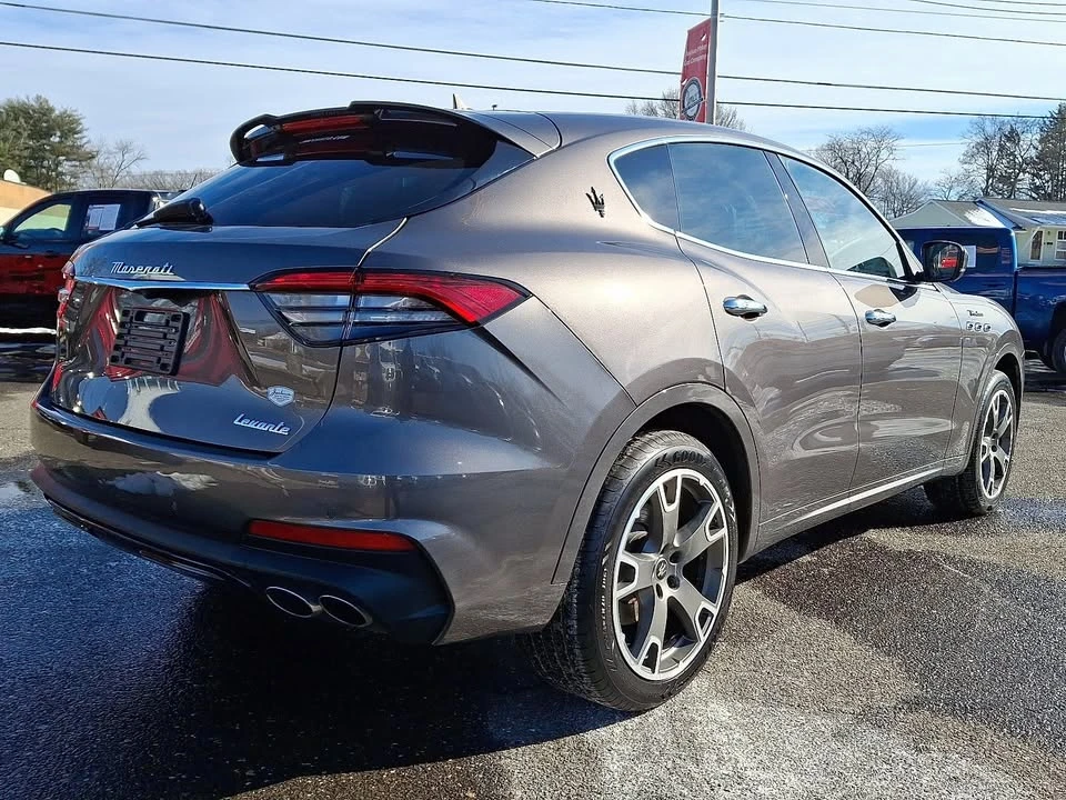 2023 Maserati Levante Modena - Image 6 of 20