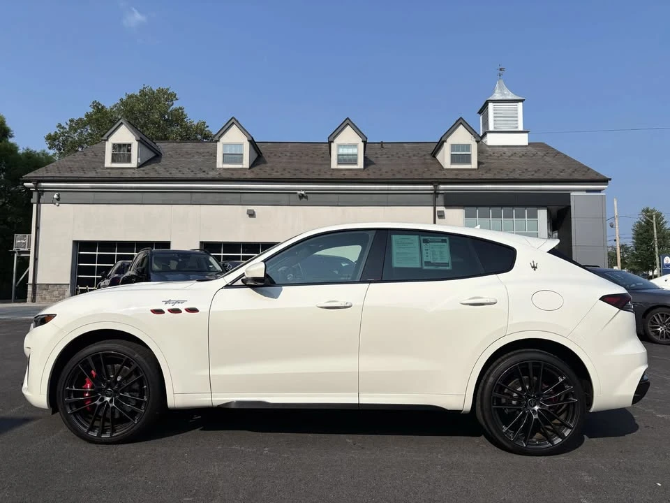 2023 Maserati Levante Trofeo - Image 4 of 11