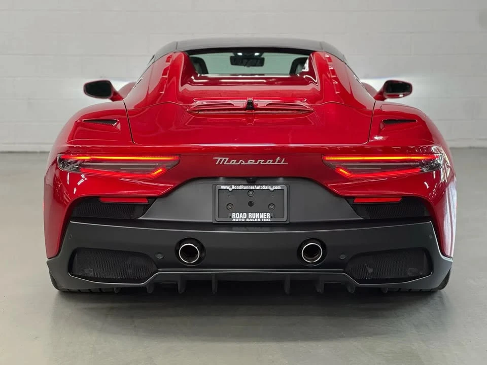 2023 Maserati MC20 - Image 19 of 20