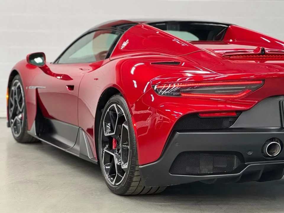 2023 Maserati MC20 - Image 16 of 20