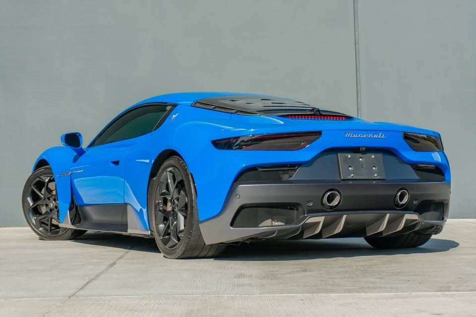 2023 Maserati MC20 - Image 9 of 20
