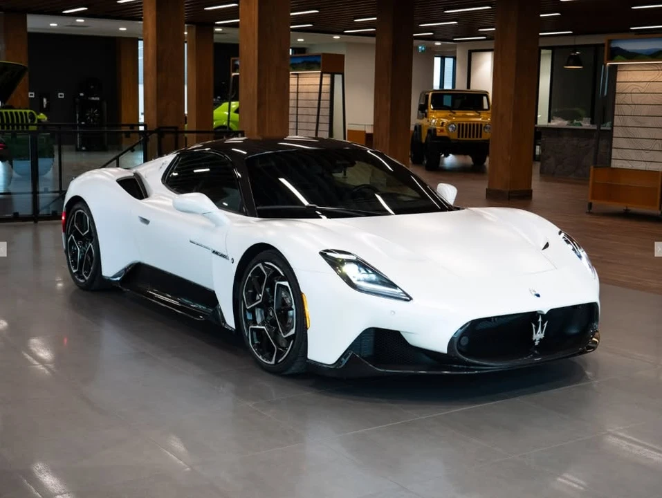 2023 Maserati MC20 - Image 7 of 11