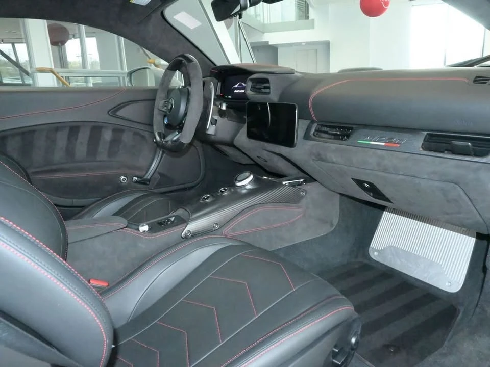 2023 Maserati MC20 - Image 3 of 7