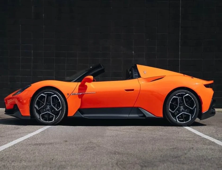 2023 Maserati MC20 Cielo - Image 3 of 5