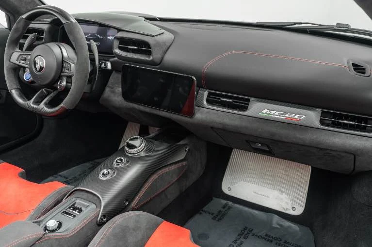 2023 Maserati MC20 Cielo - Image 6 of 12