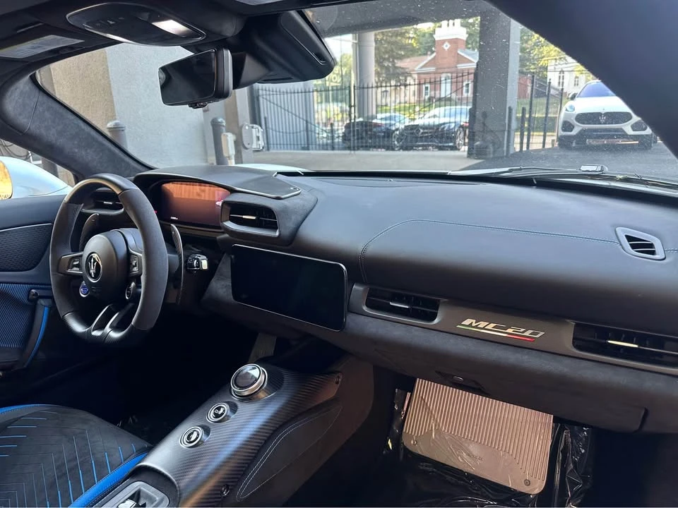 2023 Maserati MC20 Cielo - Image 17 of 19