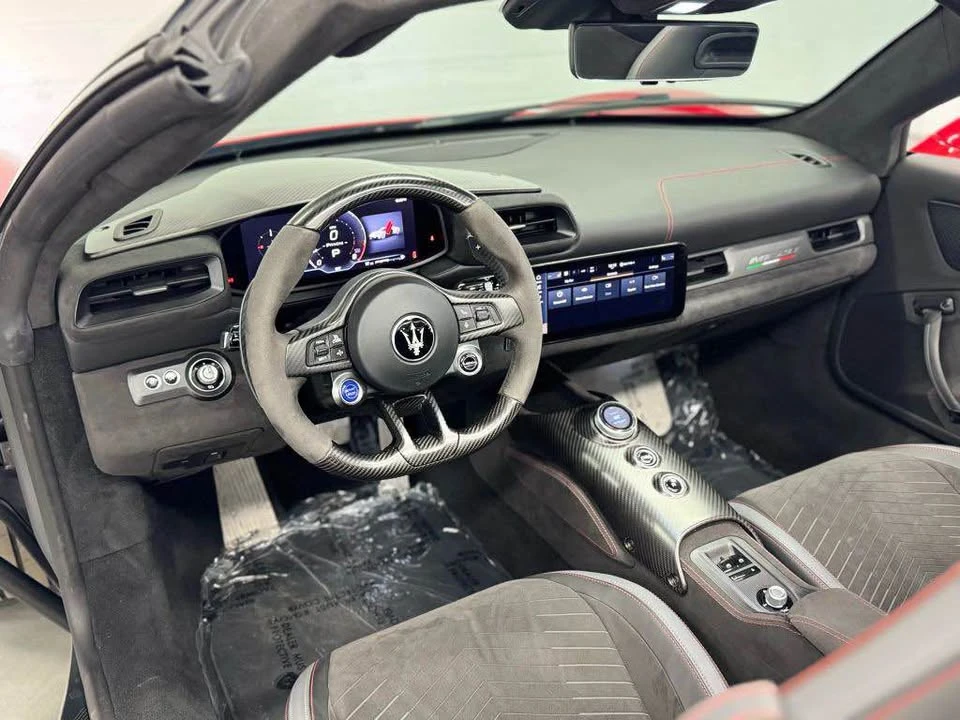 2023 Maserati MC20 Cielo - Image 12 of 17