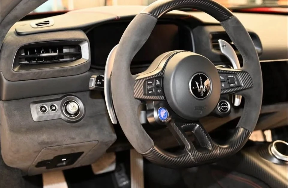 2023 Maserati MC20 - Image 4 of 5