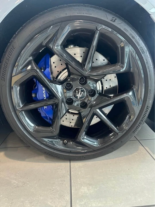 2023 Maserati MC20 - Image 3 of 19