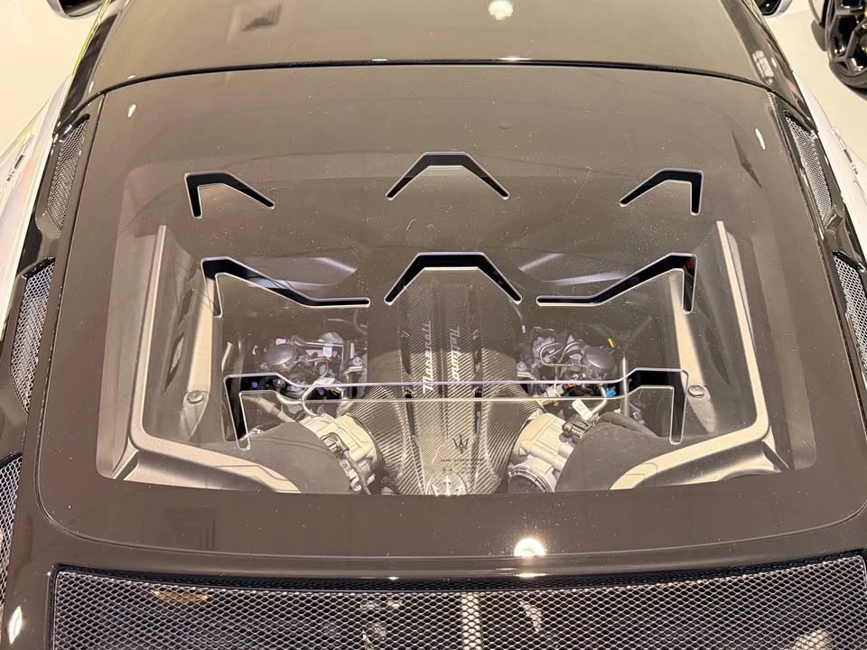 2023 Maserati MC20 - Image 8 of 9