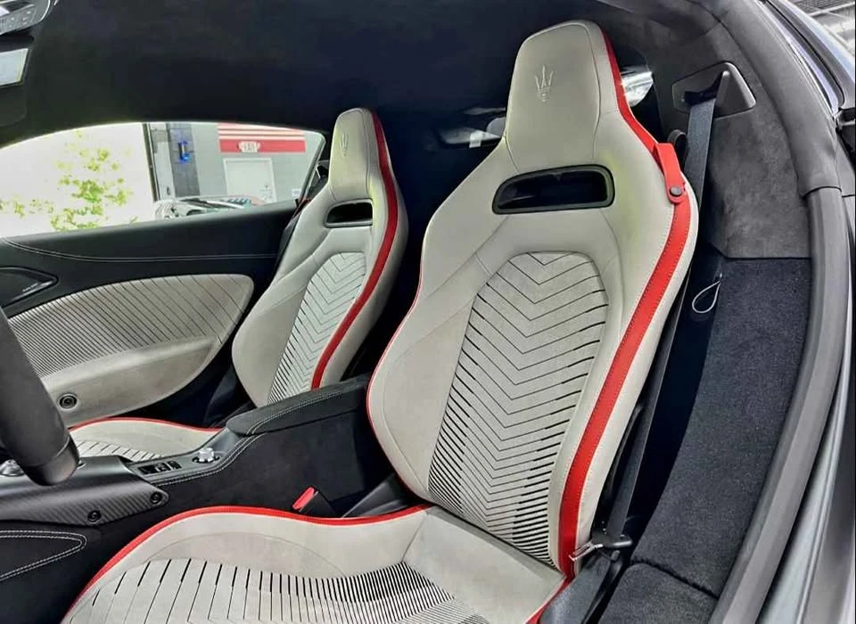 2023 Maserati MC20 - Image 10 of 14