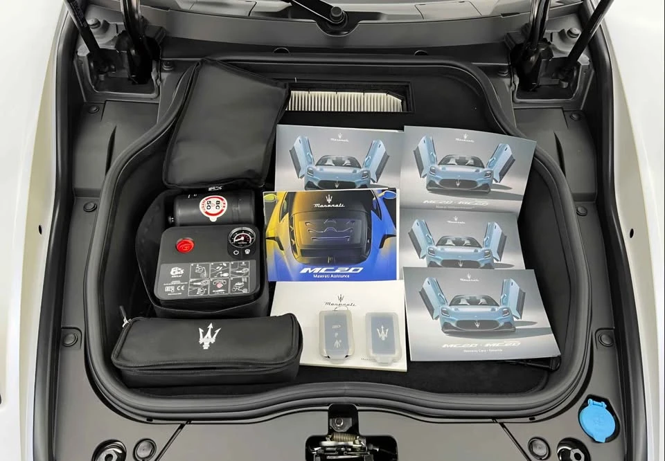 2023 Maserati MC20 - Image 13 of 14