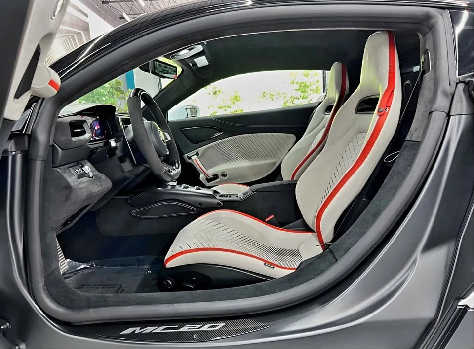 2023 Maserati MC20 - Image 9 of 14