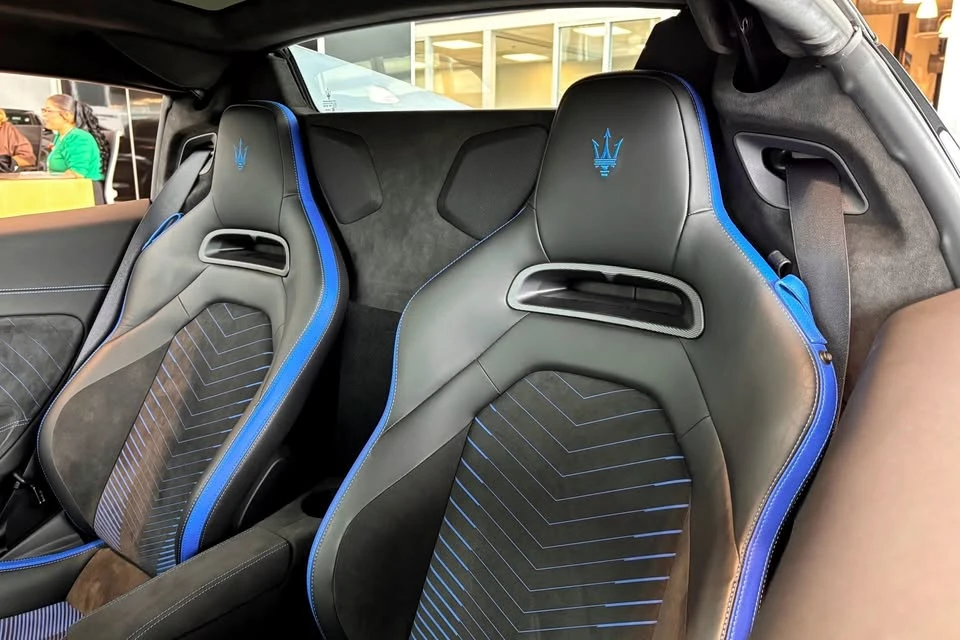 2023 Maserati MC20 Cielo - Image 12 of 13