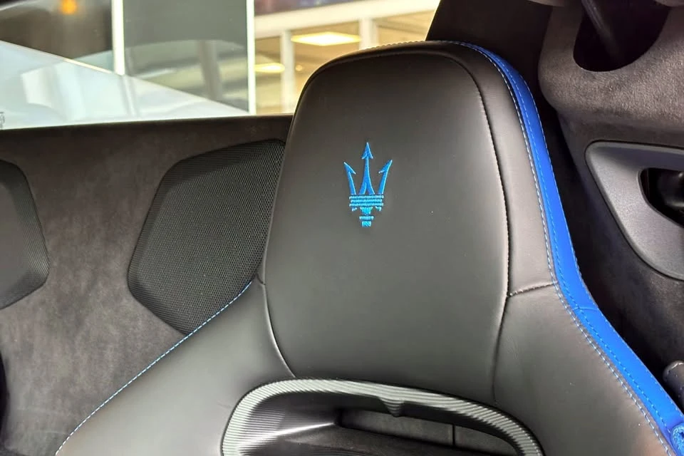 2023 Maserati MC20 Cielo - Image 11 of 13