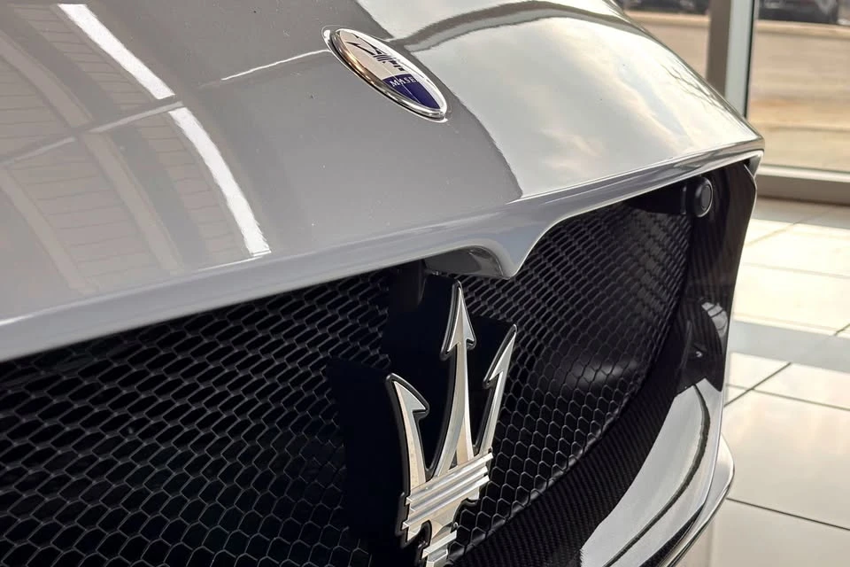 2023 Maserati MC20 Cielo - Image 8 of 13