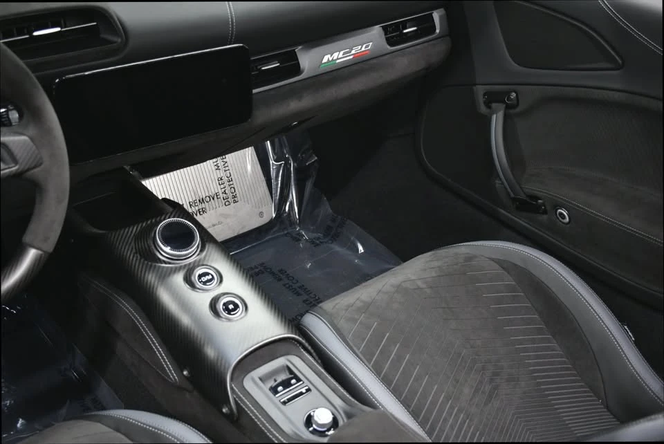 2023 Maserati MC20 Cielo - Image 16 of 20