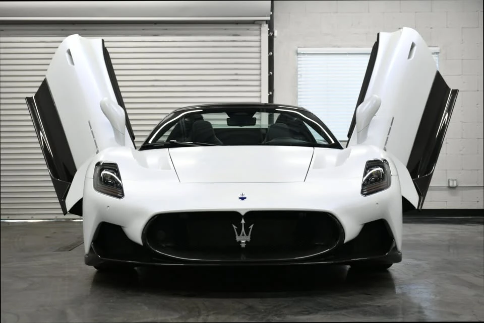 2023 Maserati MC20 Cielo - Image 10 of 20