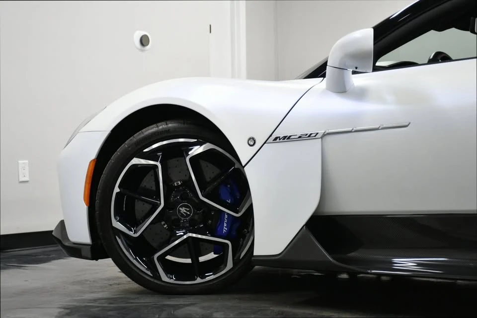 2023 Maserati MC20 Cielo - Image 7 of 20