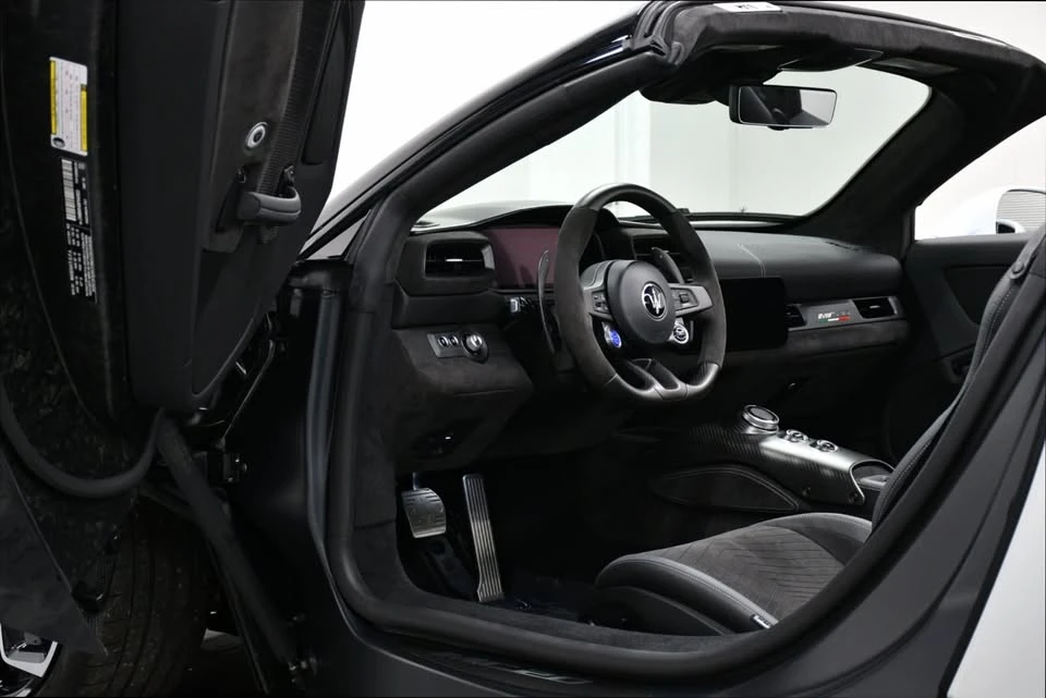2023 Maserati MC20 Cielo - Image 12 of 20
