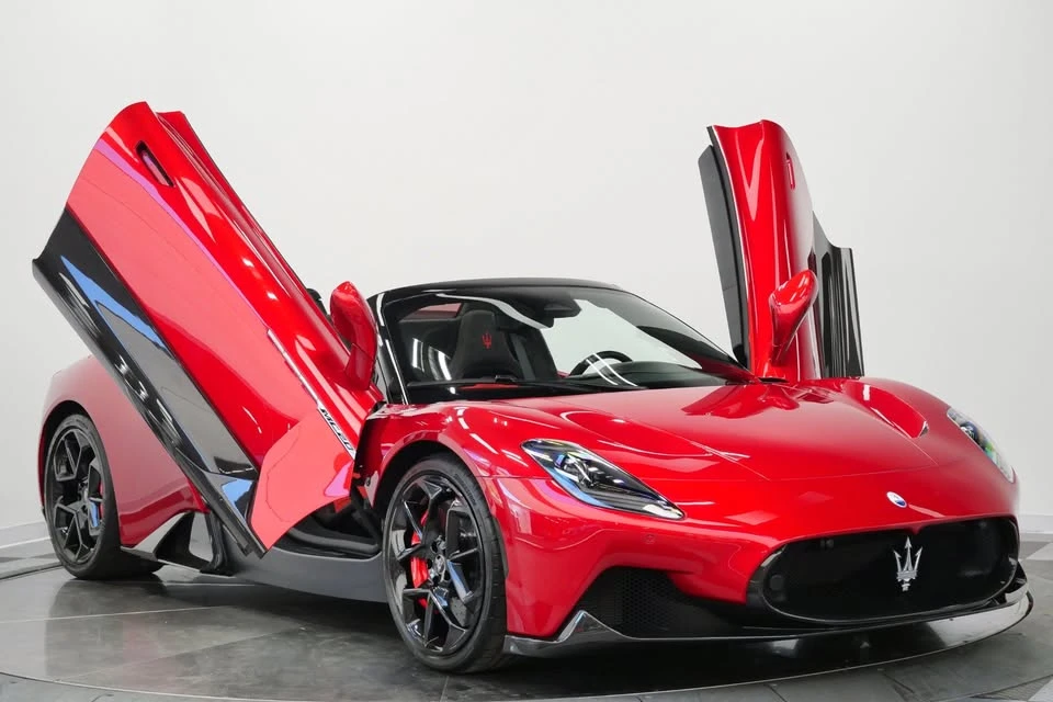 2023 Maserati MC20 Cielo - Image 2 of 14