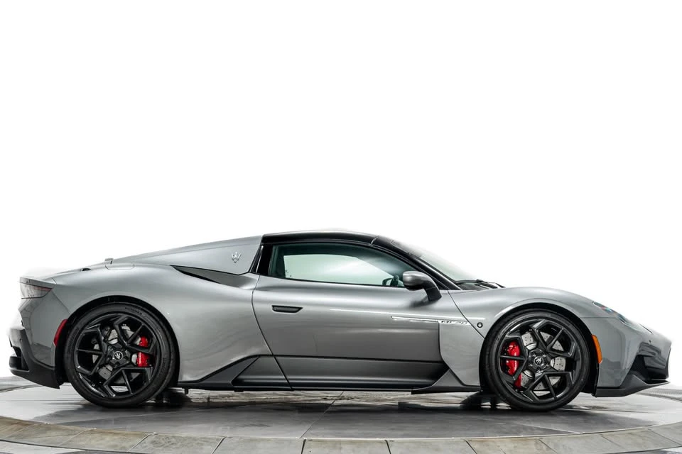2023 Maserati MC20 Cielo - Image 13 of 15