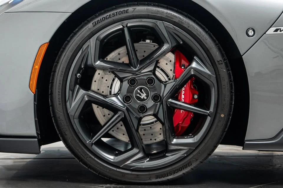 2023 Maserati MC20 Cielo - Image 7 of 15