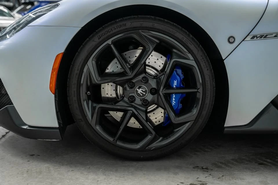 2023 Maserati MC20 Cielo - Image 5 of 16