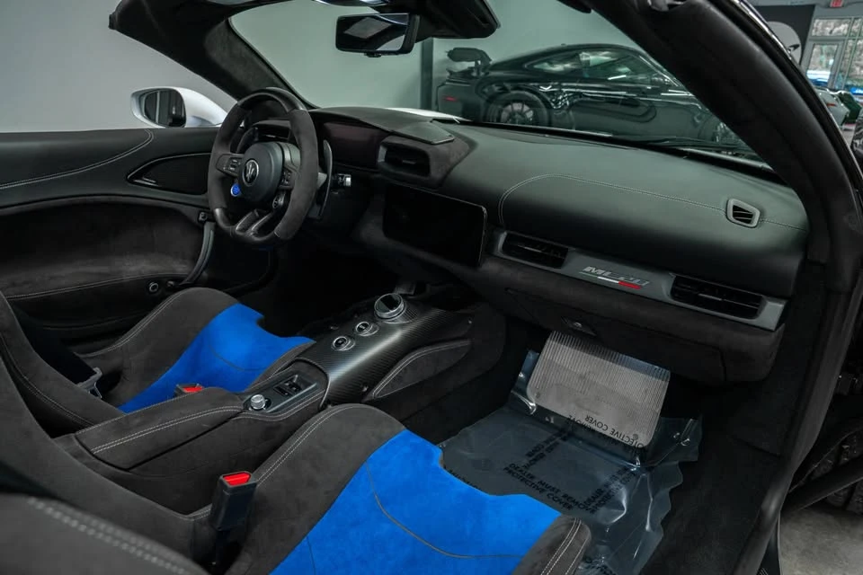 2023 Maserati MC20 Cielo - Image 9 of 16