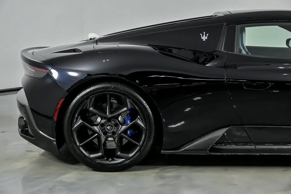 2023 Maserati MC20 Cielo - Image 16 of 20