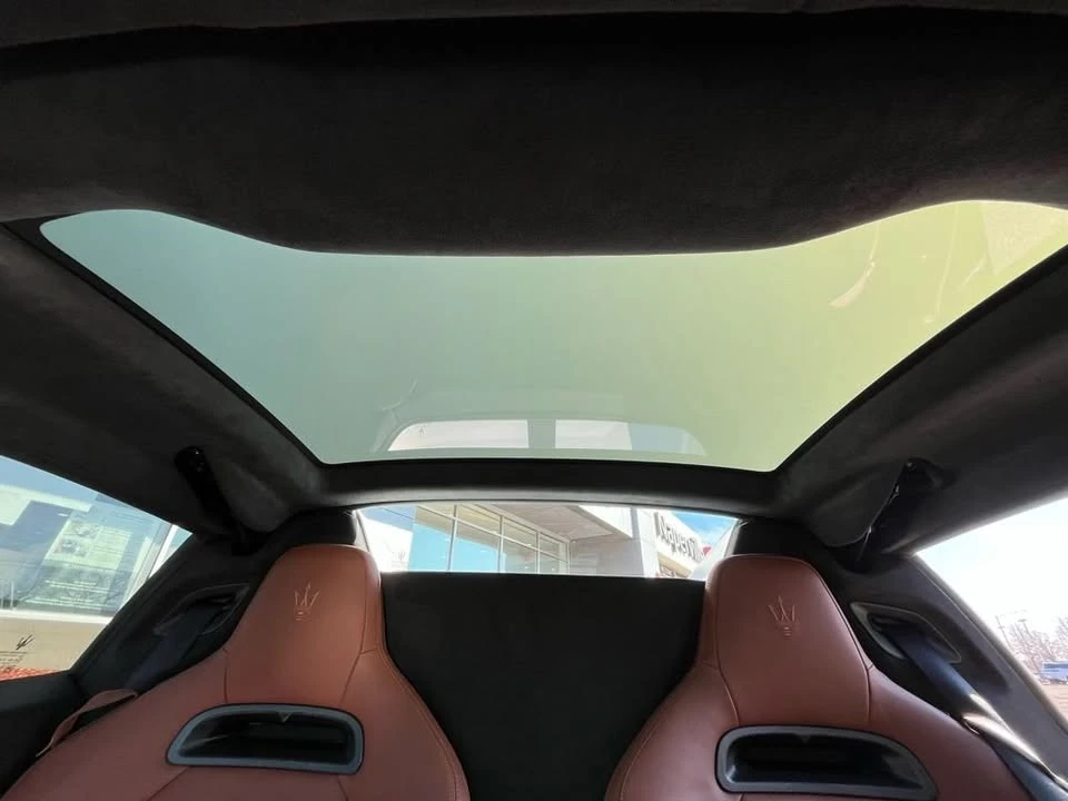 2023 Maserati MC20 Cielo - Image 10 of 19