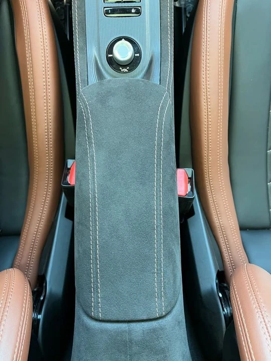 2023 Maserati MC20 Cielo - Image 11 of 19