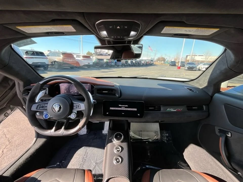 2023 Maserati MC20 Cielo - Image 9 of 19