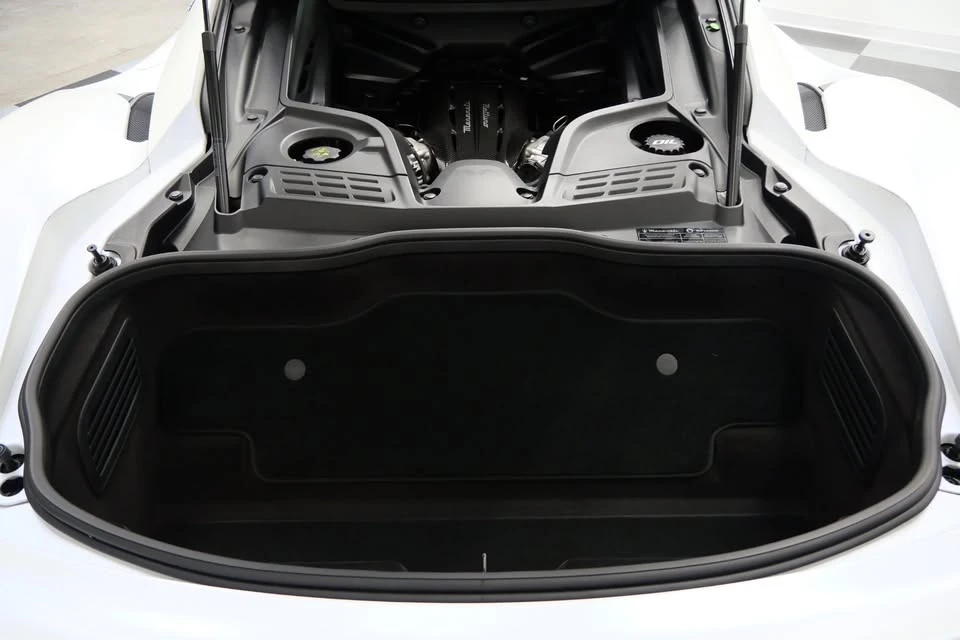 2023 Maserati MC20 - Image 14 of 15