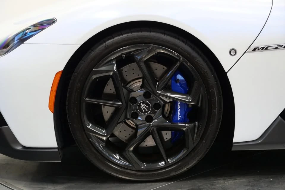 2023 Maserati MC20 - Image 6 of 15