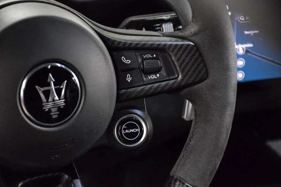 2023 Maserati MC20 - Image 15 of 20