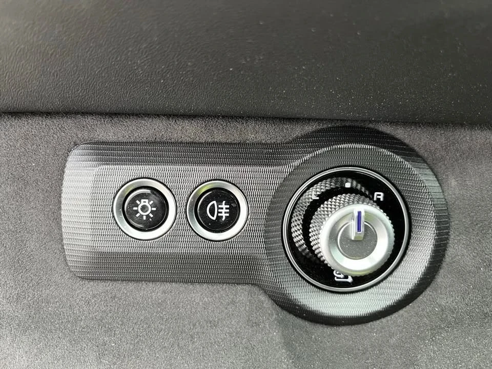 2023 Maserati MC20 - Image 9 of 19