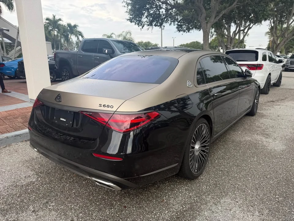 2023 Maybach 62 - Image 17 of 17