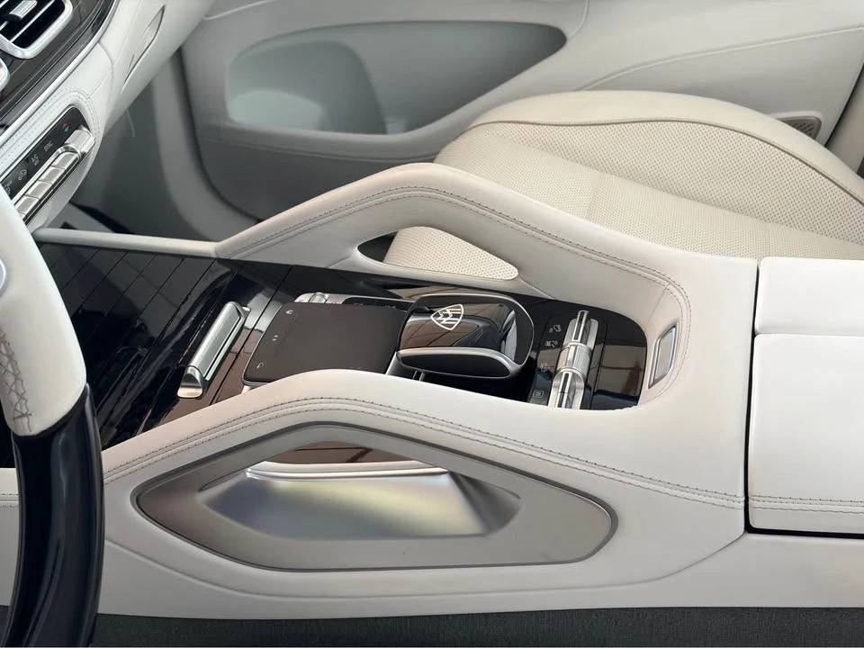2023 Maybach - Image 9 of 11
