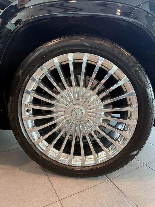 2023 Maybach 57 - Image 4 of 12