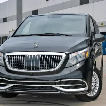 2023 Maybach Metris