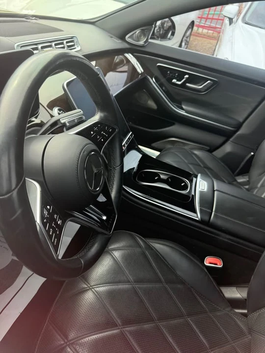 2023 Maybach - Image 3 of 7