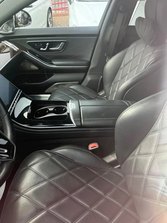 2023 Maybach - Image 4 of 7