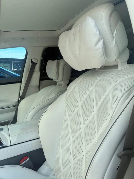 2023 Maybach - Image 8 of 12