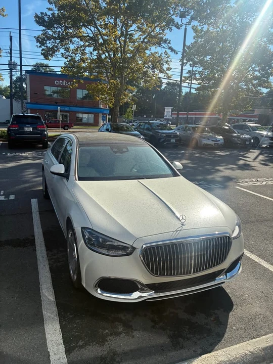2023 Maybach - Image 3 of 12